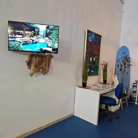 Blue Mango Surf House Center ,con Cocina 3*