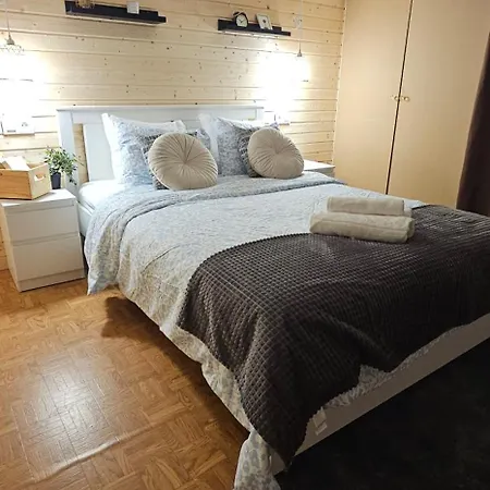 Blue Mango Surf House Center ,con Cocina Affittacamere 3*