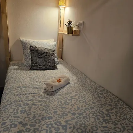 Casa de hóspedes Blue Mango Surf House Center 3*